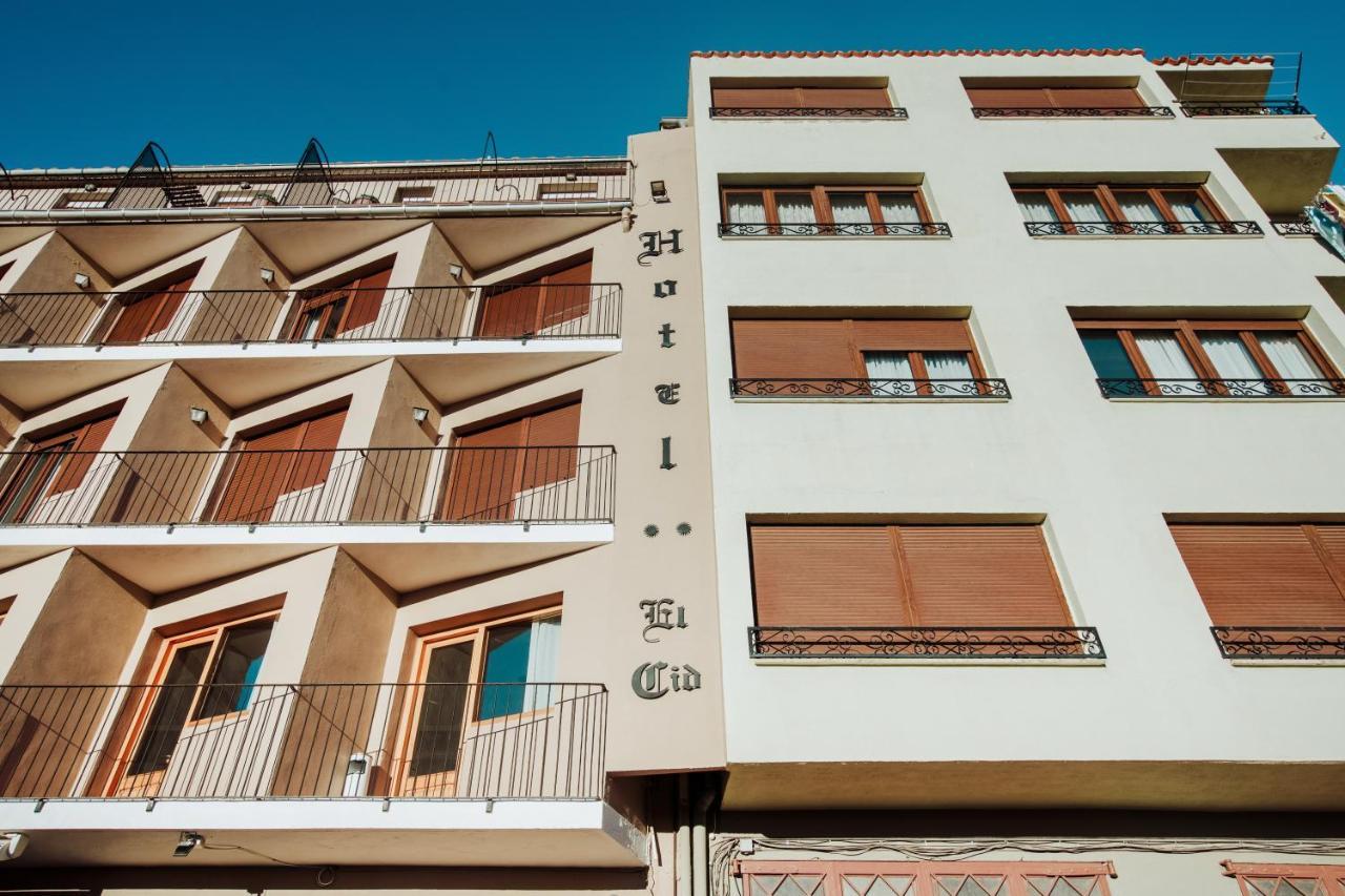 Hotel El Cid Морела Екстериор снимка