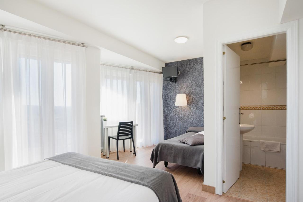 Hotel El Cid Морела Екстериор снимка