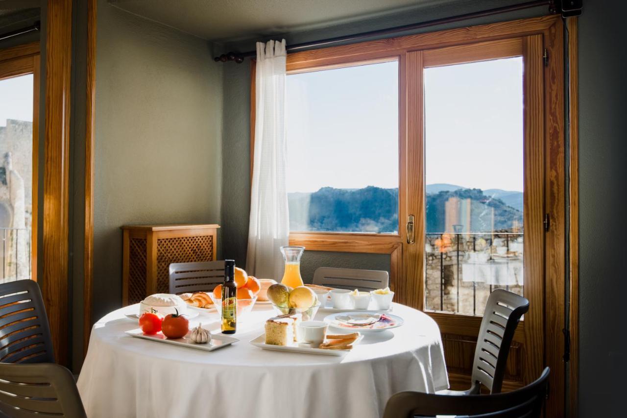 Hotel El Cid Морела Екстериор снимка